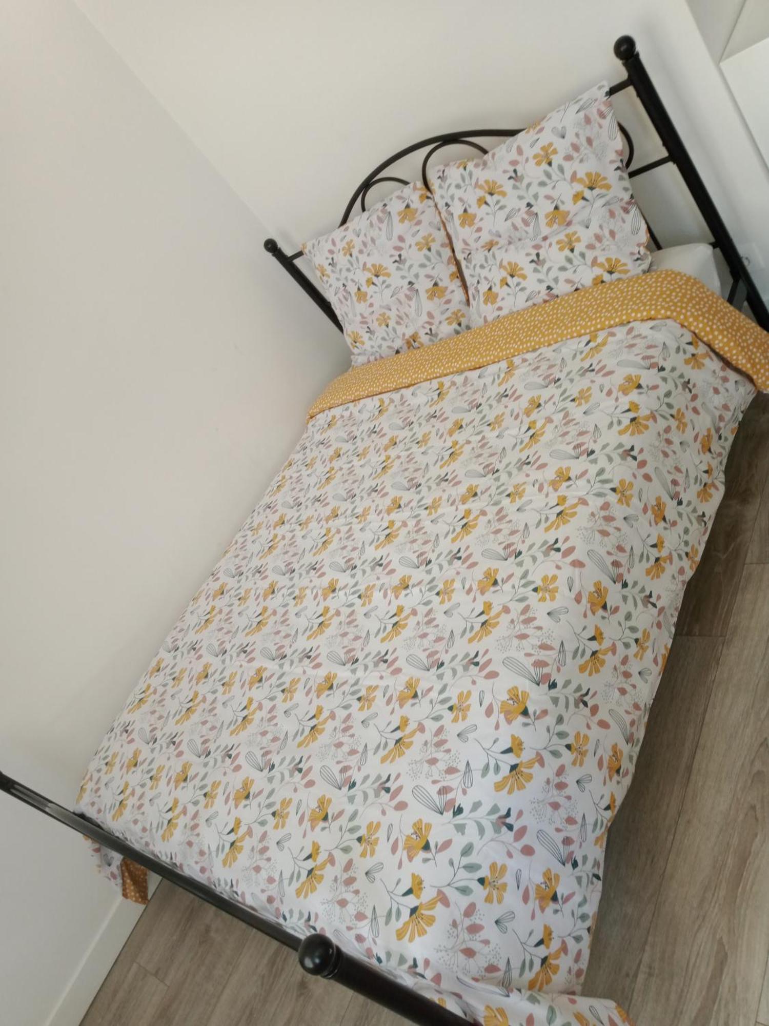 Joli Daire Clichy Dış mekan fotoğraf